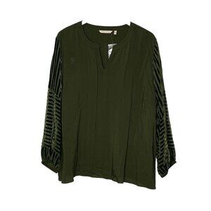 NWOT Soft Surroundings Women’s Peasant Blouse Green Satin Sleeves Size 3x